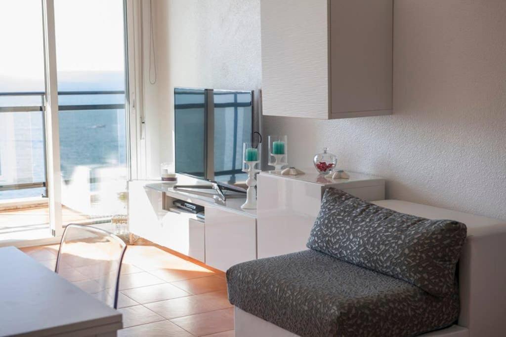 Precioso Apartamento Frente Al Mar Santa Pola Exterior photo